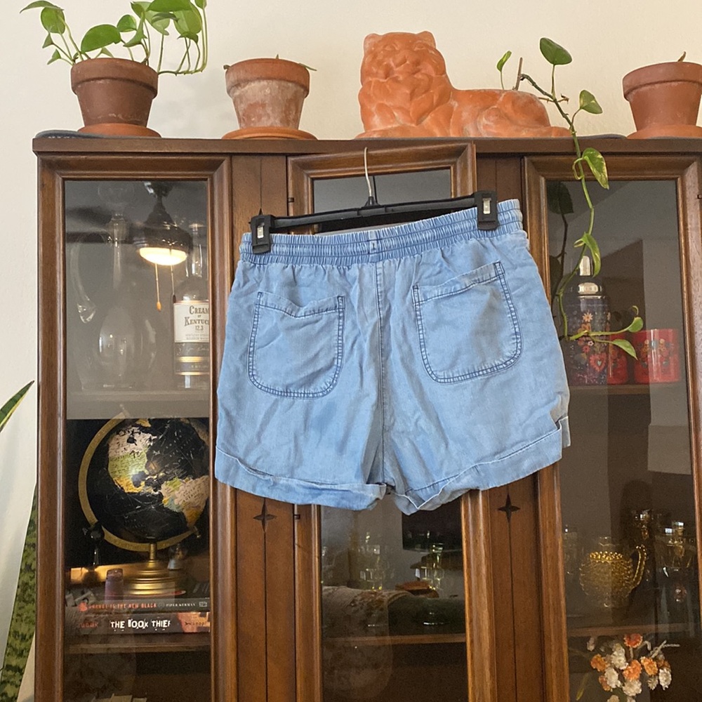 Universal Thread shorts - Picture 4 of 5